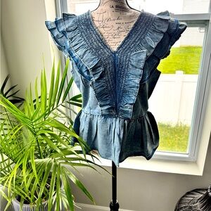 NWOT PEPLUM TOP SIZE MEDIUM